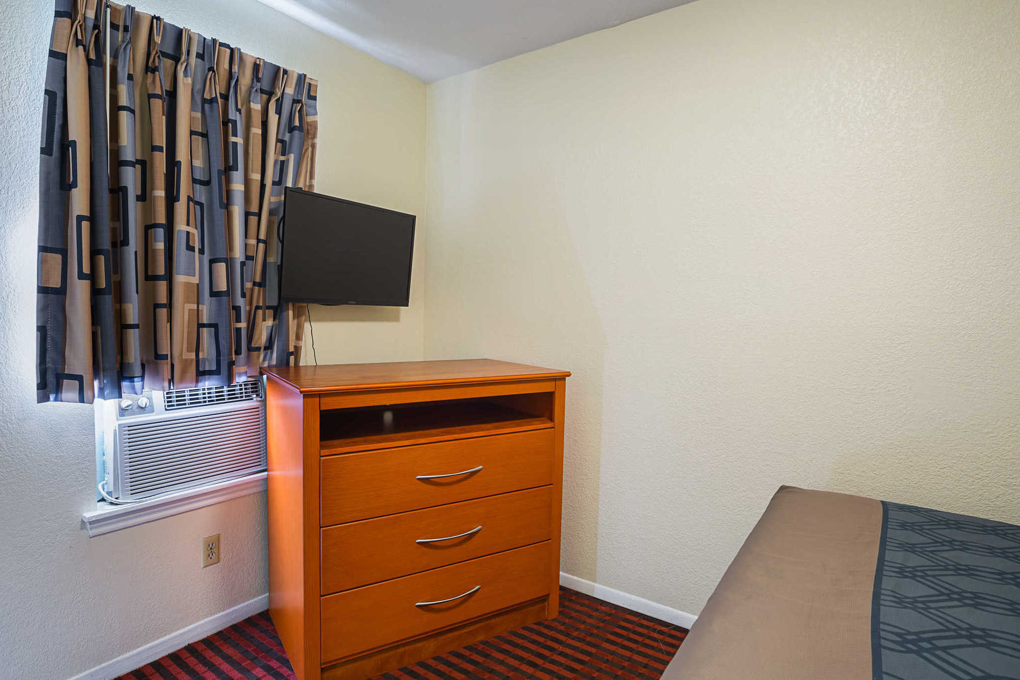 Econo Lodge Huntsville- University Area Ruang foto