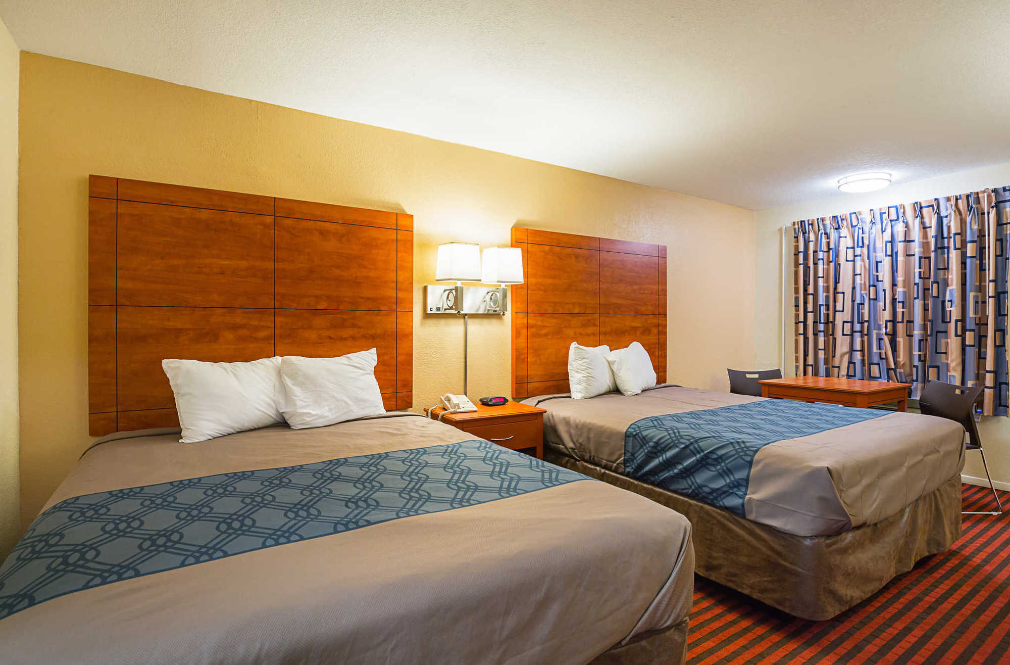 Econo Lodge Huntsville- University Area Ruang foto